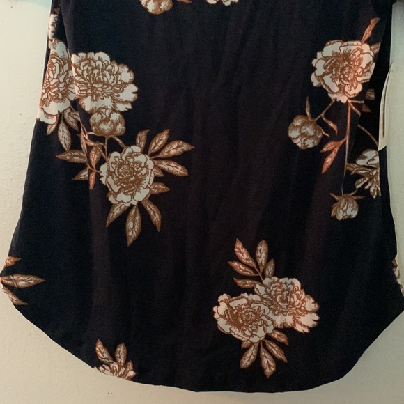 Navy Blue Floral LuLaRoe Morgan Tee - NWT XXS - Picture 5 of 7